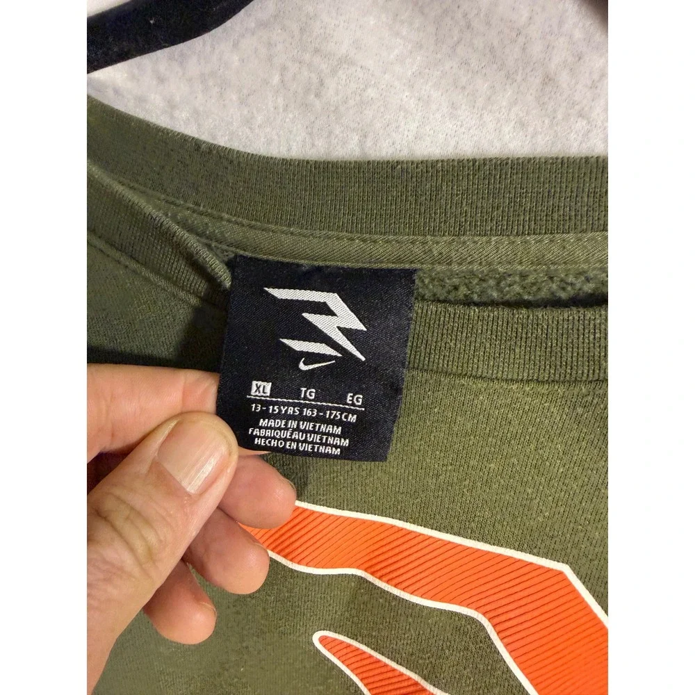 Nike Russell Wilson Dangeruss Boys XL Crewneck Sweatshirt Olive Green Orange